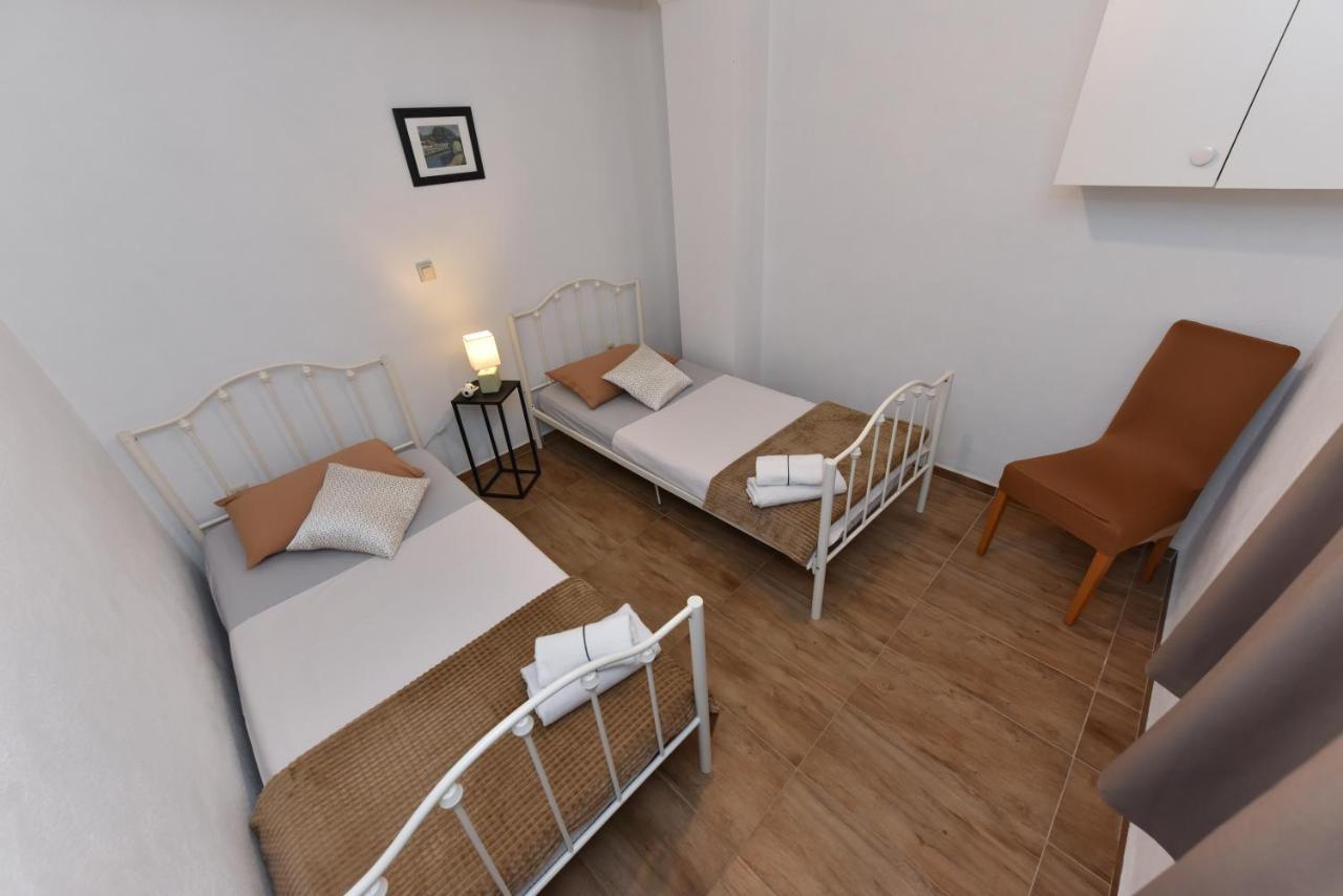 Apartment Loro With Jacuzzi Posedarje Buitenkant foto